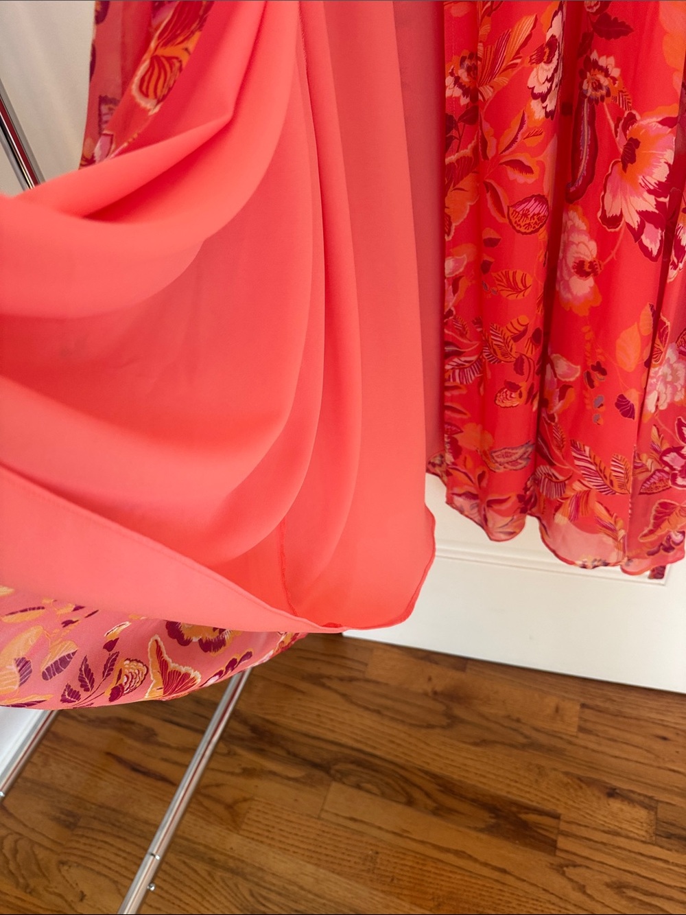 HALE BOB Floral Kimono wrap style coral lined Medium NWT - Picture 6 of 16